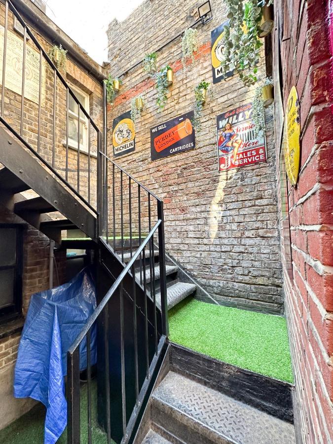 Pink Door Guesthouse London Exterior photo